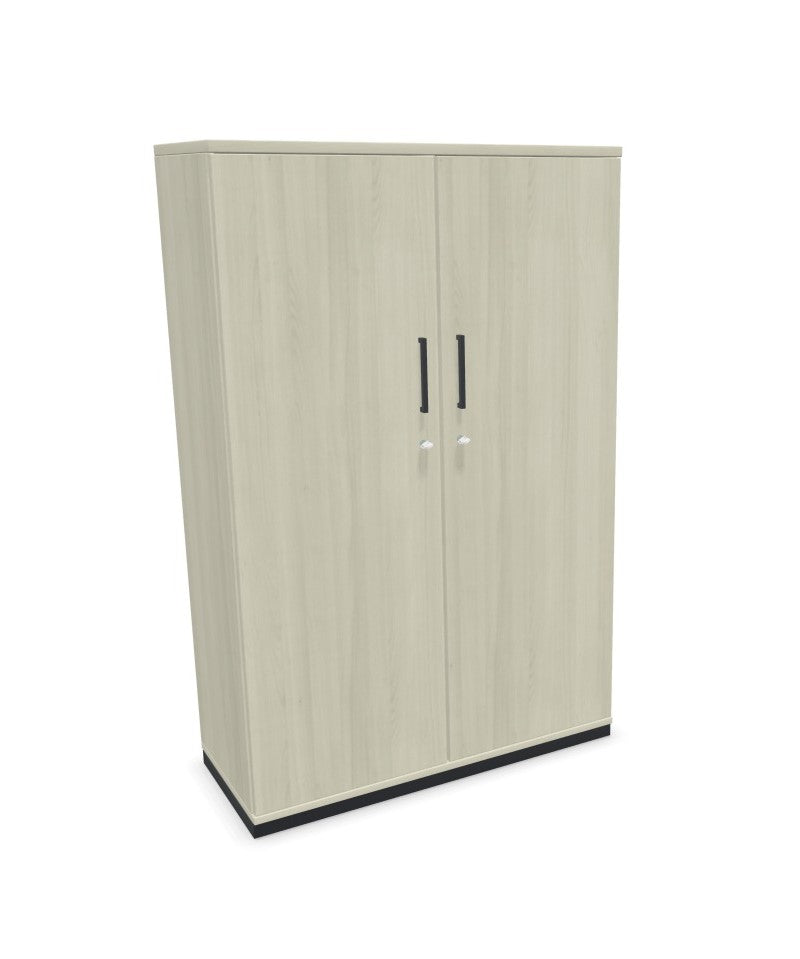 Palmberg Flügeltürenschrank mit Sockel