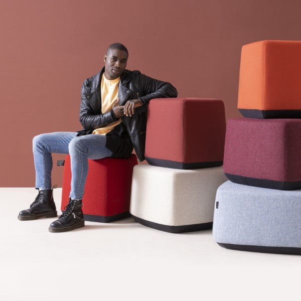 Loungehocker Pouf klein rot -Einzelstück-